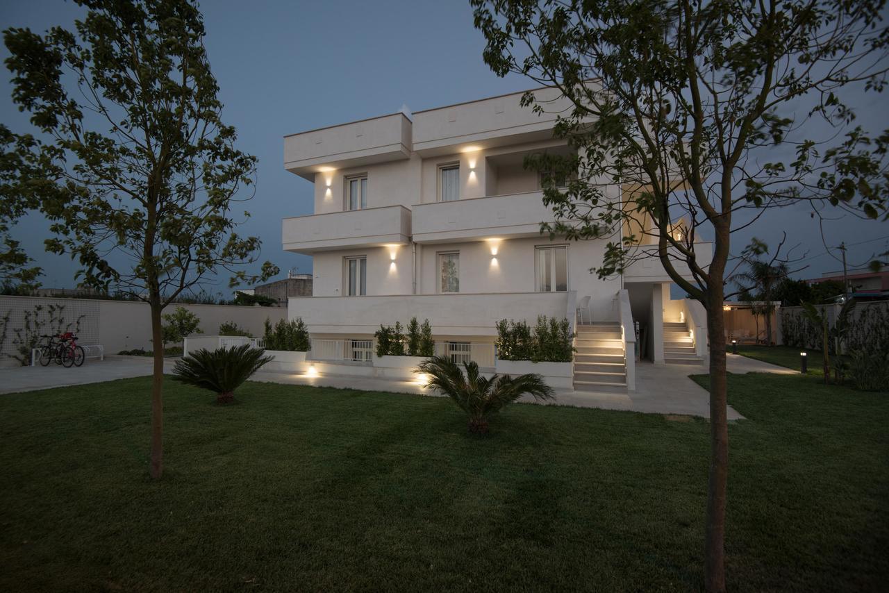 Calura Residence カルピニャーノ・サレンティーノ エクステリア 写真