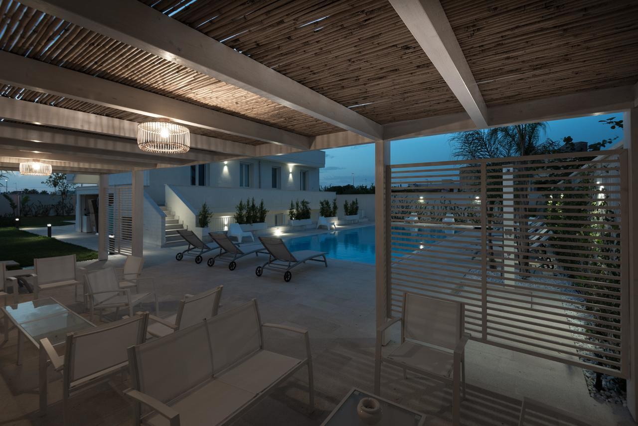 Calura Residence カルピニャーノ・サレンティーノ エクステリア 写真